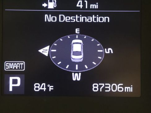 Used 2019 Kia Cadenza Technology FWD image 13