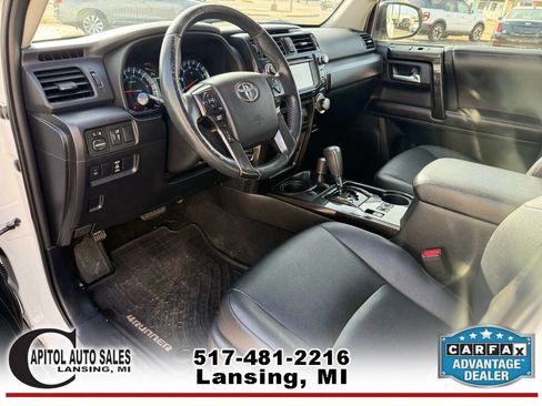 Used 2015 Toyota 4Runner Trail Premium image 12