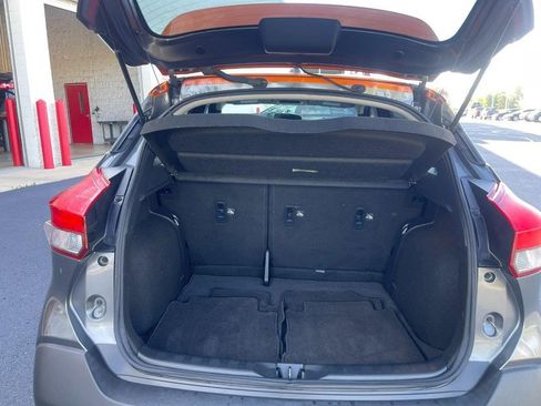 Used 2019 Nissan Kicks SR w/ SR Premium Package image 14