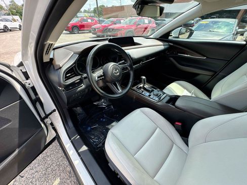 Used 2025 MAZDA CX-30 AWD 2.5 S w/ Premium Package image 3