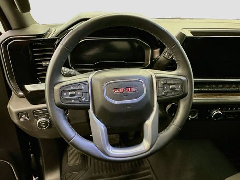 Used 2024 GMC Sierra 1500 Elevation AWD/4WD image 18