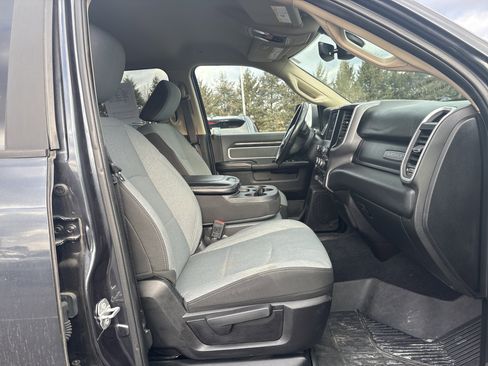 Used 2020 RAM 2500 Big Horn w/ Level 2 Equipment Group image 9