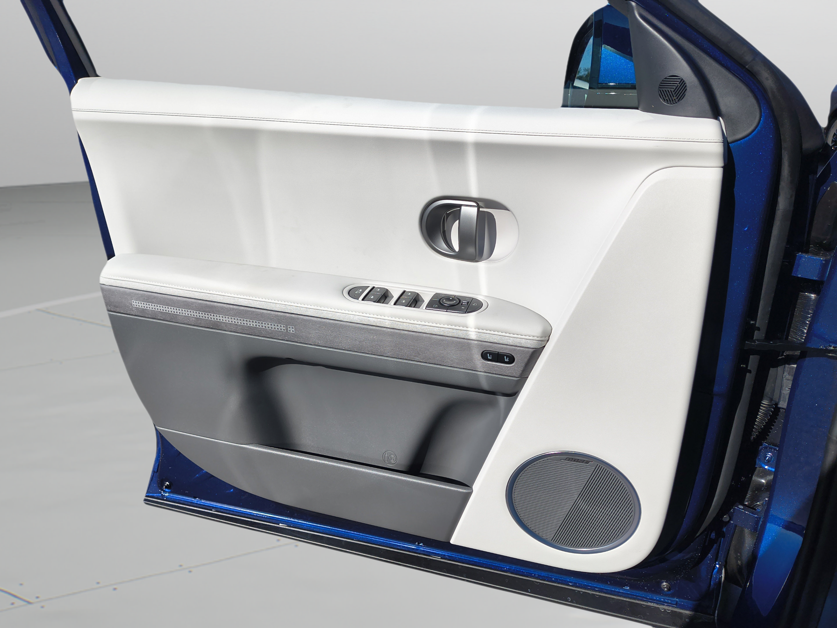 New 2027 Hyundai Ioniq 5 Limited RWD image 20