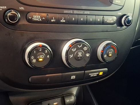 Used 2015 Kia Soul FWD image 17