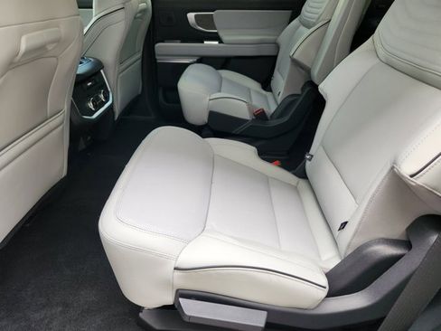 New 2026 Ford Expedition Platinum AWD/4WD image 22