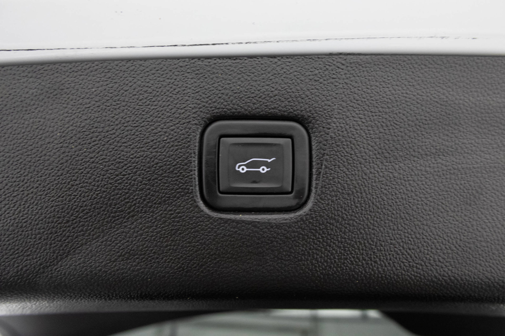 Used 2024 Chevrolet Blazer LT w/ Sound & Technology Package AWD/4WD image 43