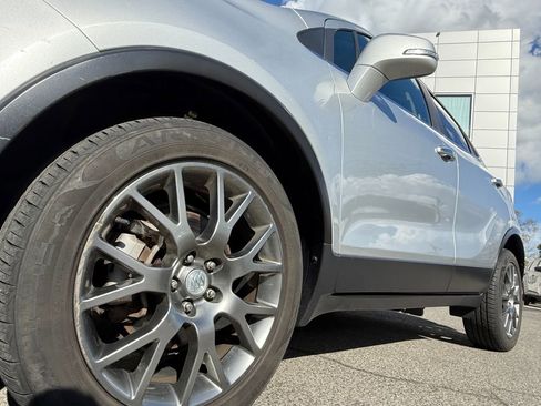 Used 2019 Buick Encore Sport Touring AWD/4WD image 10