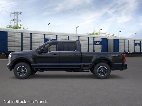 New 2026 Ford F250 Platinum AWD/4WD image 3