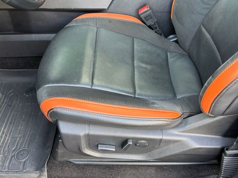 Used 2018 Ford F150 Raptor w/ Equipment Group 802A Luxury image 41