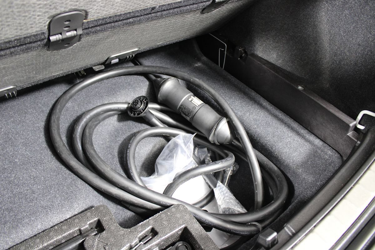 Used 2023 Volvo C40 P8 Recharge Plus AWD/4WD image 31