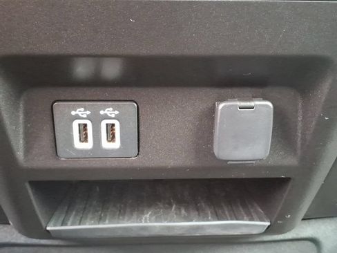 Used 2019 Ford F150 XLT AWD/4WD image 25
