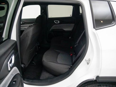 Used 2024 Jeep Compass Sport image 16