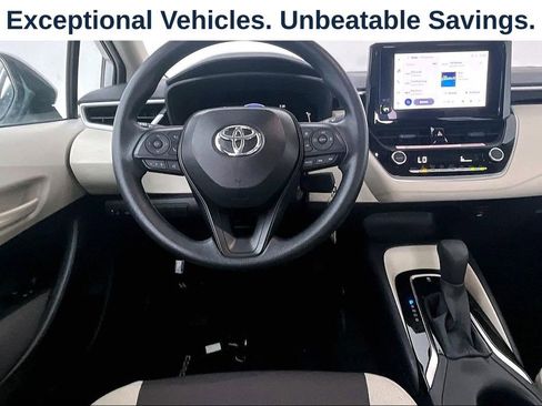 Used 2026 Toyota Corolla LE FWD image 6
