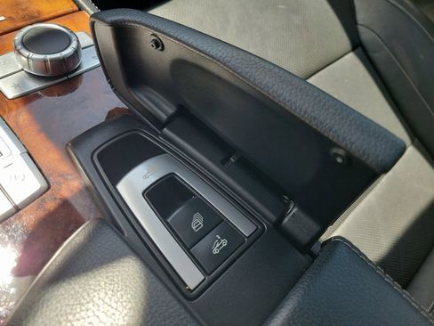 Used 2015 Mercedes-Benz SL 400 image 25
