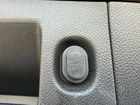 Used 2015 GMC Yukon SLT RWD image 10
