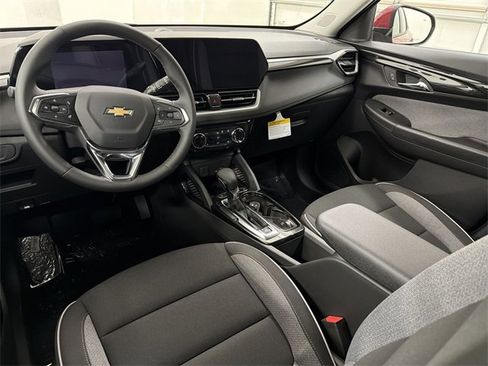 New 2026 Chevrolet TrailBlazer LT w/ Convenience Package image 18