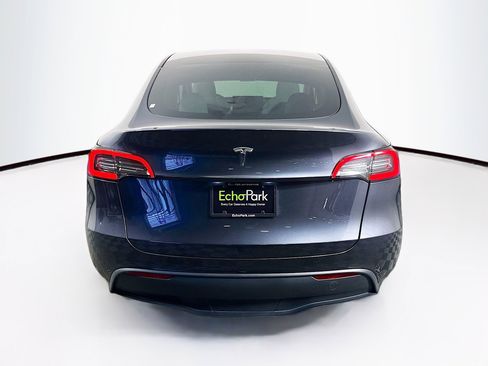 Used 2024 Tesla Model Y Long Range image 7