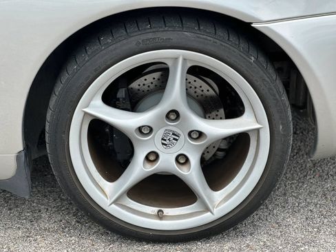 Used 2003 Porsche 911 Carrera RWD image 18