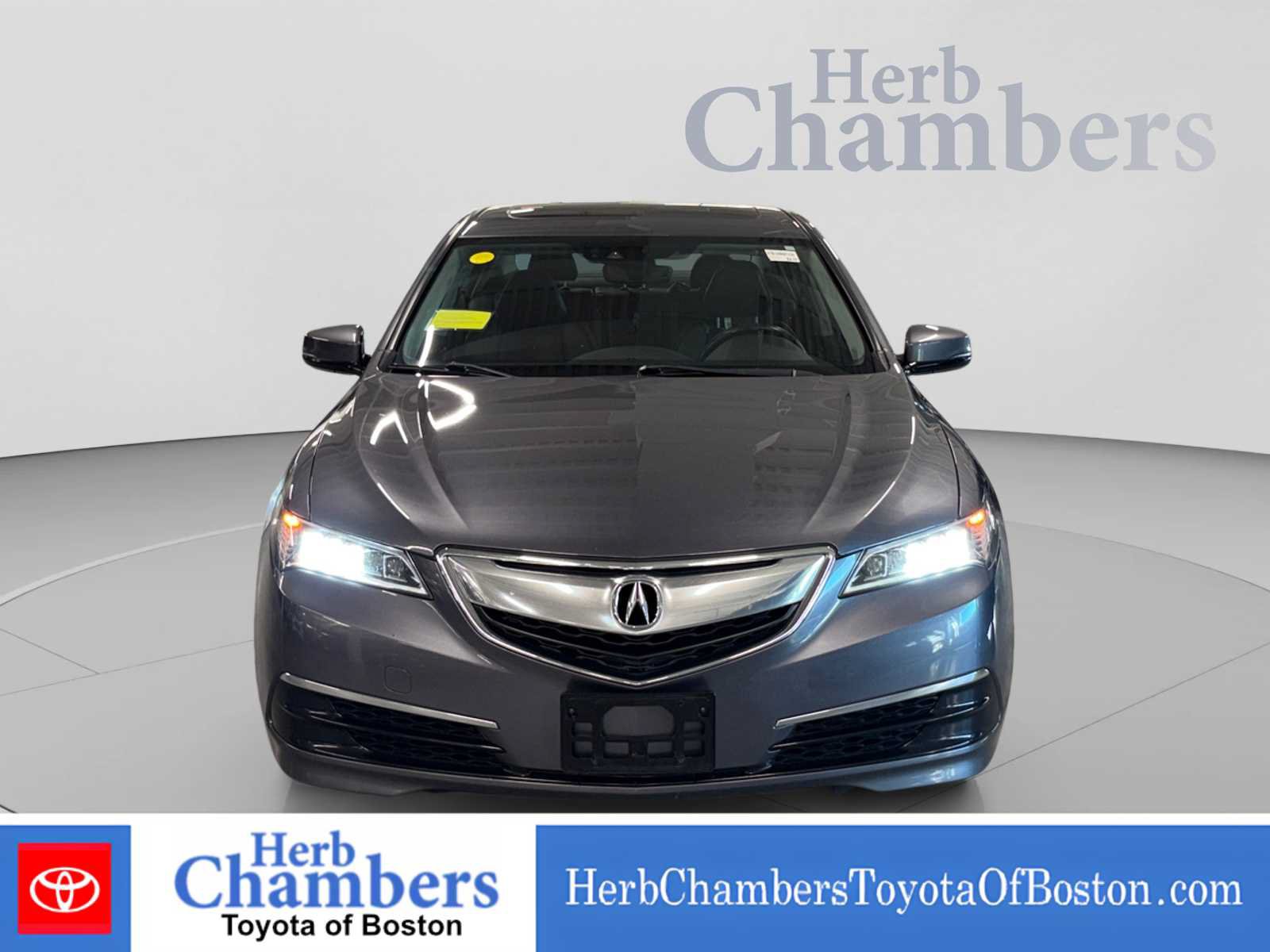 Used 2017 Acura TLX w/ Technology Package AWD/4WD image 2