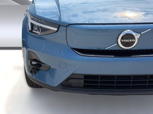 Used 2023 Volvo C40 P8 Recharge Plus AWD/4WD image 11