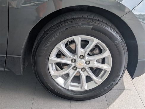 Used 2021 Chevrolet Equinox LT image 16