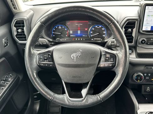 Certified 2023 Ford Bronco Sport Outer Banks w/ Tech Package AWD/4WD image 24