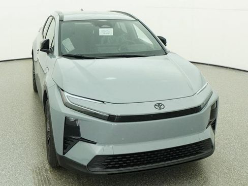 New 2026 Toyota C-HR AWD/4WD image 17