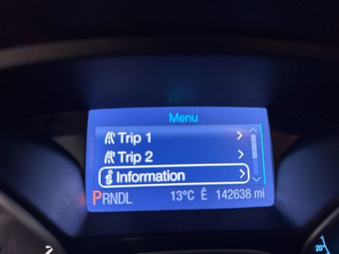 Used 2014 Ford Focus SE FWD image 14