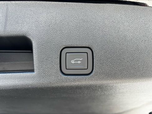 New 2026 GMC Acadia Denali w/ Super Cruise Package image 29