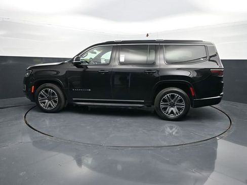 Used 2024 Jeep Wagoneer Series II image 5