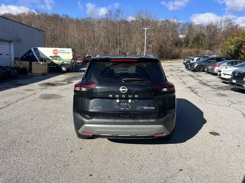 Certified 2023 Nissan Rogue SV w/ SV Premium Package image 6