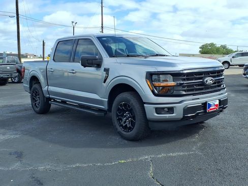 New 2026 Ford F150 XLT w/ Equipment Group 302A MID AWD/4WD image 3