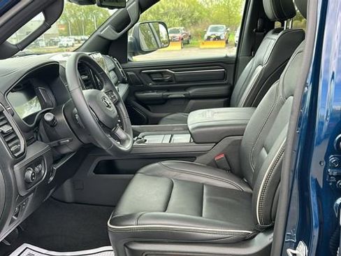 Used 2024 RAM 1500 Limited AWD/4WD image 11