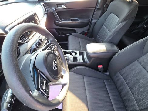 Used 2022 Kia Sportage LX FWD image 12
