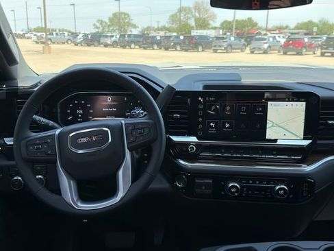 New 2026 GMC Sierra 2500 SLE w/ SLE Convenience Package image 30