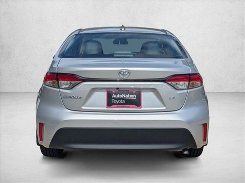 Used 2026 Toyota Corolla LE FWD image 7