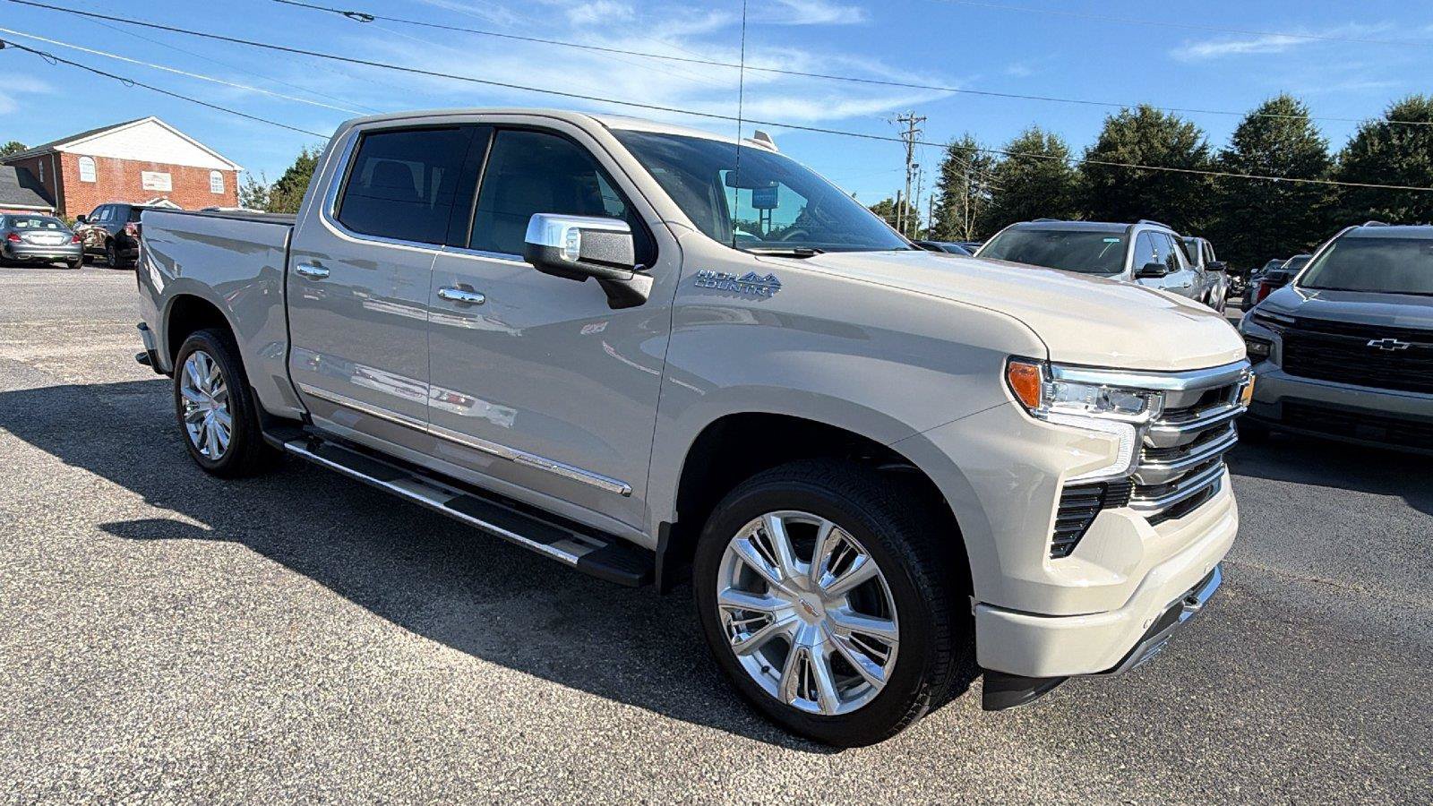 New 2026 Chevrolet Silverado 1500 High Country w/ High Country Premium Package AWD/4WD image 7