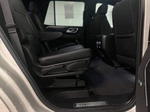 Used 2023 Chevrolet Tahoe Z71 w/ Luxury Package image 22