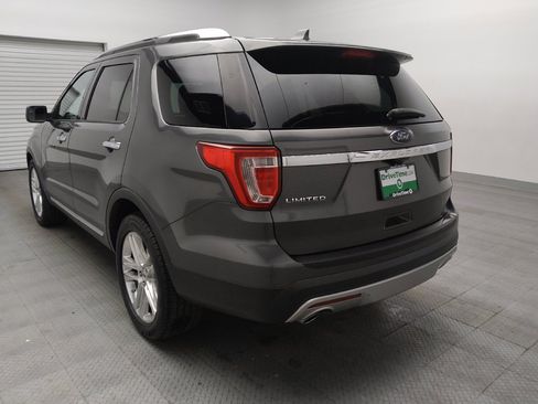 Used 2017 Ford Explorer Limited FWD image 5