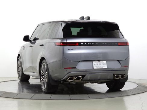 Used 2025 Land Rover Range Rover Sport Dynamic SE AWD/4WD image 3