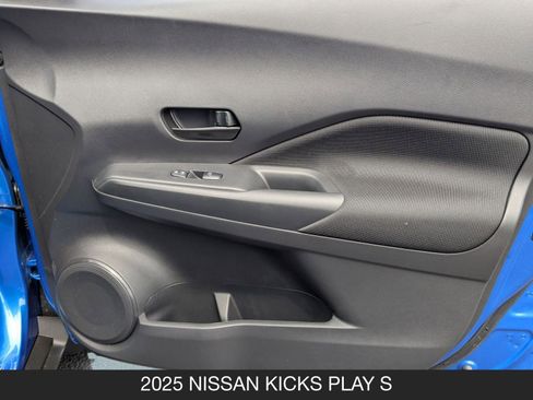 New 2025 Nissan Kicks Play S image 21