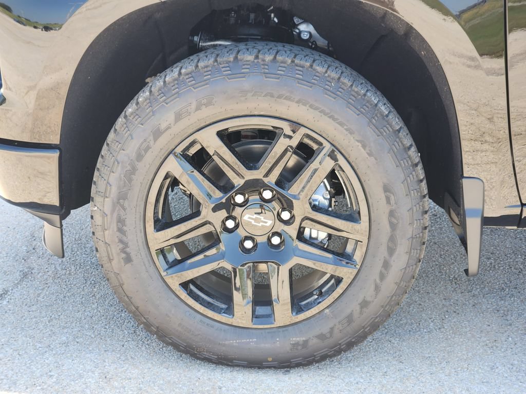 New 2026 Chevrolet Silverado 1500 RST AWD/4WD image 7