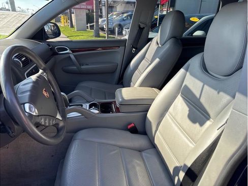 Used 2003 Porsche Cayenne S AWD/4WD image 12