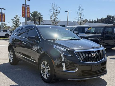 Used 2020 Cadillac XT5 Premium Luxury image 4