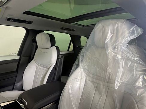 New 2026 Land Rover Range Rover Sport Dynamic SE AWD/4WD image 6