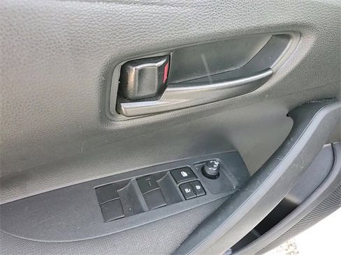 Used 2023 Toyota Corolla LE image 10