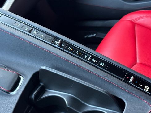 Used 2023 Chevrolet Corvette Stingray Coupe w/ Z51 Performance Package image 22