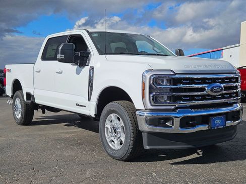 New 2026 Ford F350 XLT w/ XLT Premium Package AWD/4WD image 3