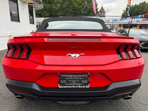 Used 2025 Ford Mustang Premium RWD image 6