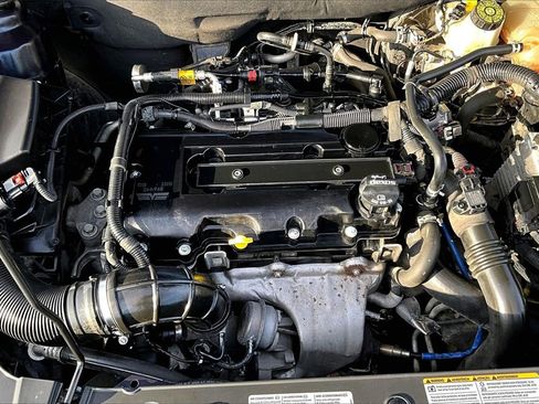 Used 2014 Chevrolet Cruze LT image 34